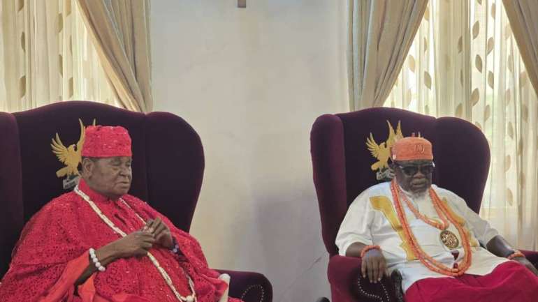 High Chief Tom Ikimi CON Hosts the Esama of Benin at his residence